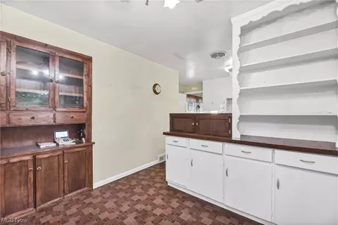 35855 Solon Rd, Solon, OH 44139 photo 16