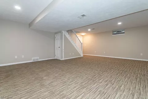 8260 Windham Dr, Mentor, OH 44060 photo 30