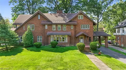 2980 Washington Blvd, Cleveland Heights, OH 44118