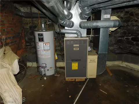850 W 48th St, Ashtabula, OH 44004 photo 9
