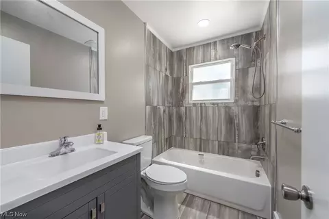 3219 Stanfield Dr, Parma, OH 44134 photo 13