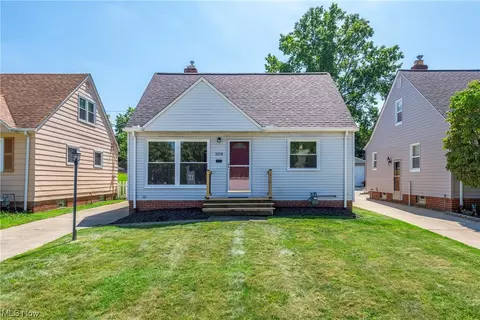 3219 Stanfield Dr, Parma, OH 44134