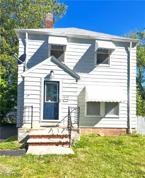 26331 Shoreview Ave, Euclid, OH 44132