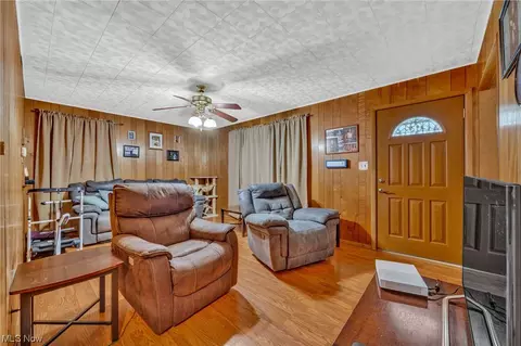 731 E 258th St, Euclid, OH 44132 photo 6