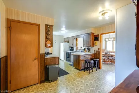 2575 Meister Rd, Lorain, OH 44053 photo 11