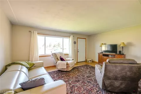 2575 Meister Rd, Lorain, OH 44053 photo 10