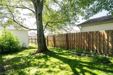 117 Edgewood St, Elyria, OH 44035 photo 14