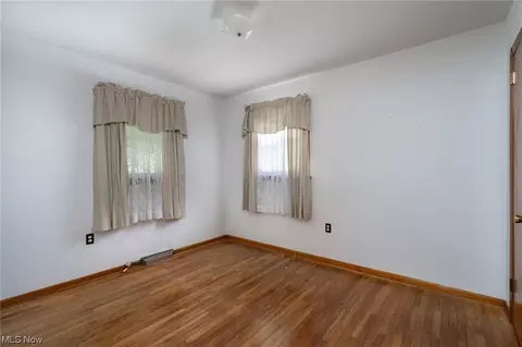 117 Edgewood St, Elyria, OH 44035 photo 8