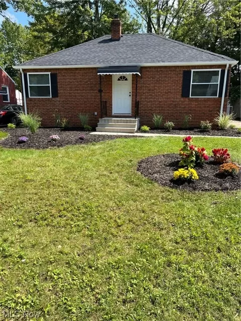 4067 W 226th, Fairview Park, OH 44126