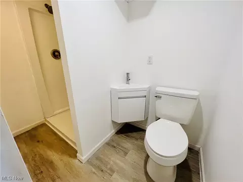 1049 Bell Ct, Elyria, OH 44035 photo 28