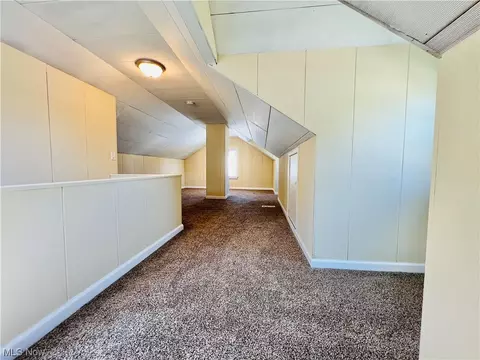 1049 Bell Ct, Elyria, OH 44035 photo 21