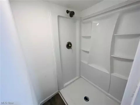 1049 Bell Ct, Elyria, OH 44035 photo 29