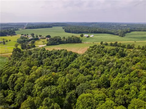 Chardon Road, Mount Vernon, OH 43050
