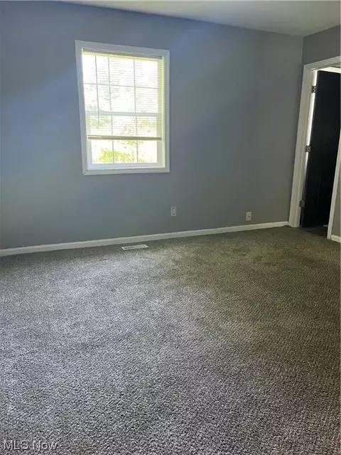 4071 Evergreen Dr, Ashtabula, OH 44004 photo 7