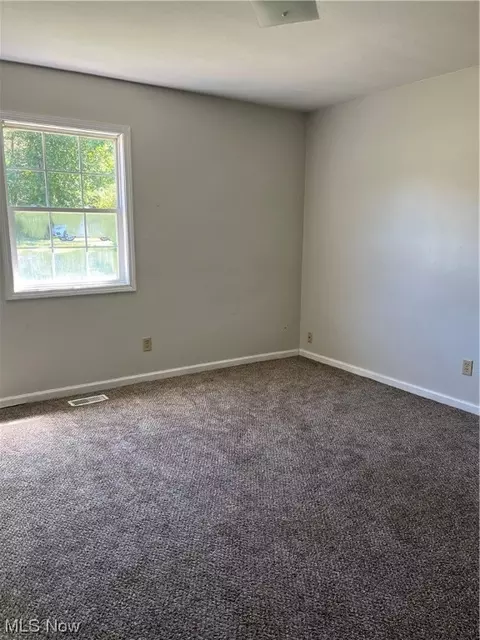 4071 Evergreen Dr, Ashtabula, OH 44004 photo 6