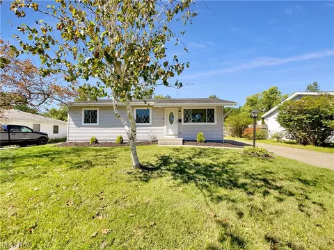 340 Sylvia Dr, Chardon, OH 44024