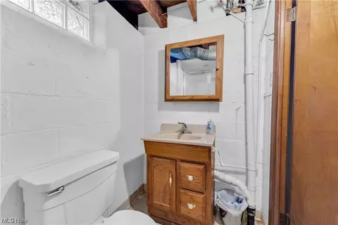 321 E 276th St, Euclid, OH 44132 photo 29