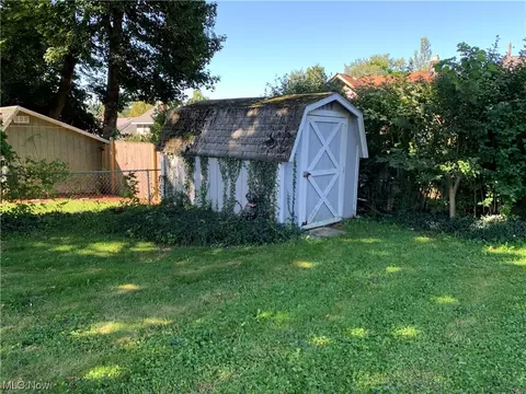 1138 Pitkin Ave, Akron, OH 44310 photo 6
