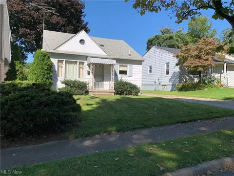 1138 Pitkin Ave, Akron, OH 44310 photo 1