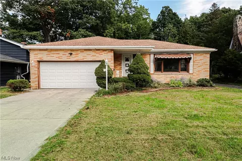 971 Carlone Pl, South Euclid, OH 44121