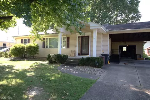 1594 Hillcrest Acres, Cambridge, OH 43725