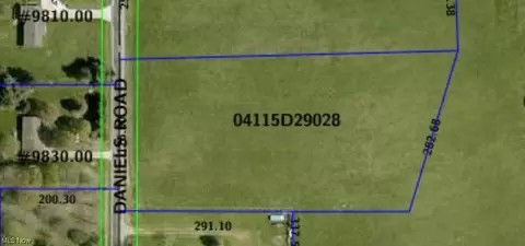 Daniels Road, Seville, OH 44273