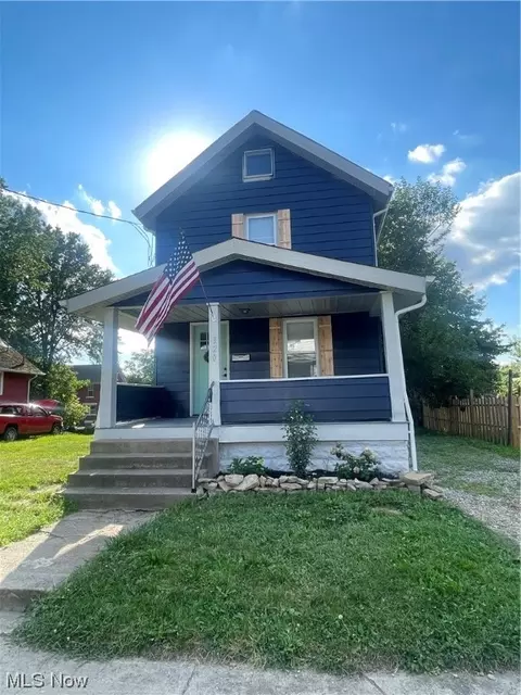 320 Fulton St, Niles, OH 44446