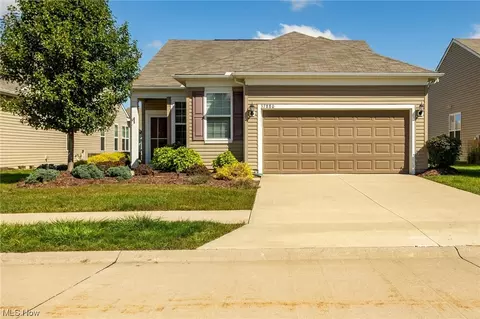 37880 Princeton Dr, North Ridgeville, OH 44039