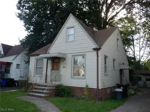 3942 Brookside Blvd, Cleveland, OH 44111 photo 2