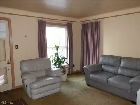 3942 Brookside Blvd, Cleveland, OH 44111 photo 9