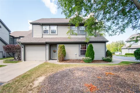 229 N Bayshore #5, Columbiana, OH 44408