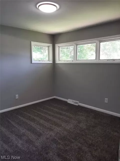 3139 Chapel Rd, Ashtabula, OH 44004 photo 6