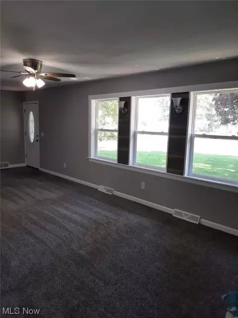 3139 Chapel Rd, Ashtabula, OH 44004 photo 2