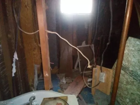 1414 W 8th St, Ashtabula, OH 44004 photo 5