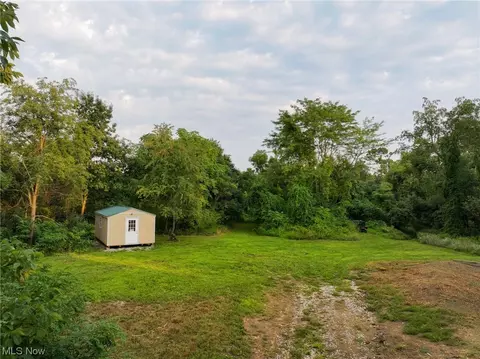 Tr 443, Coshocton, OH 44624