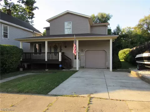 811 E 15th St, Ashtabula, OH 44004