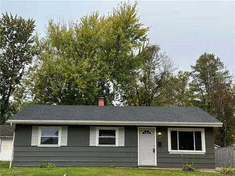 3367 Olian Ave NW, Warren, OH 44485