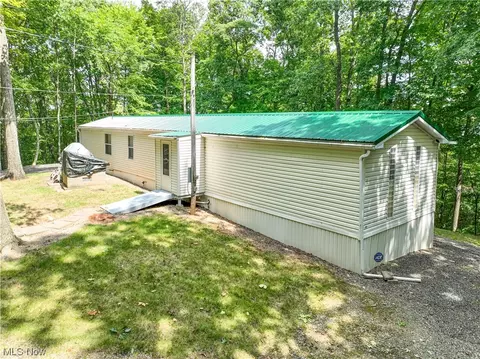 21610 Jeffry, Dexter City, OH 45727