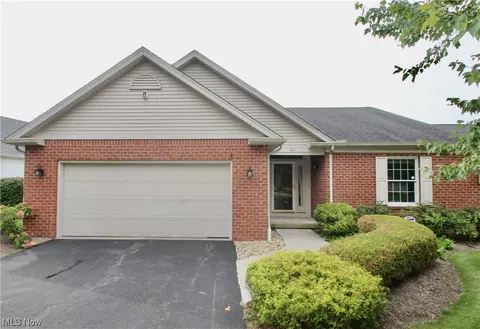 505 Neff Dr, Canfield, OH 44406