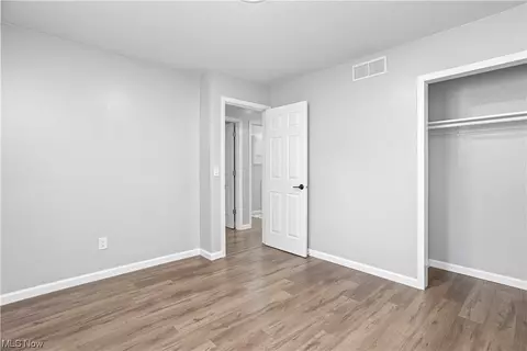 221 Windsor Dr, Elyria, OH 44035 photo 27