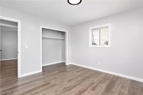 221 Windsor Dr, Elyria, OH 44035 photo 24