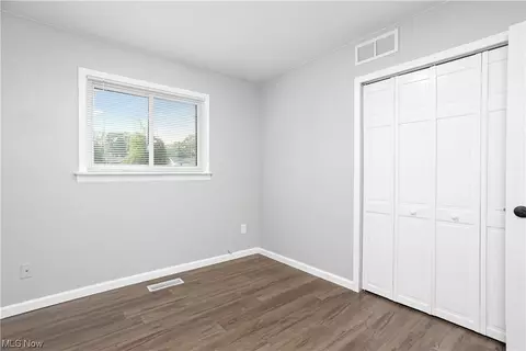 221 Windsor Dr, Elyria, OH 44035 photo 30