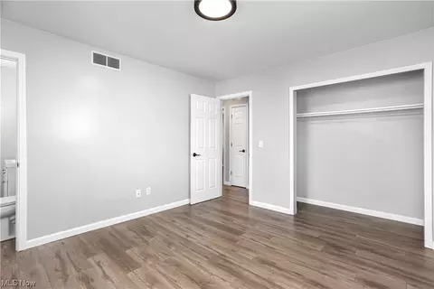221 Windsor Dr, Elyria, OH 44035 photo 23