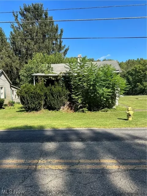 50201 Fairpoint Maynard Rd #R, Saint Clairsville, OH 43950