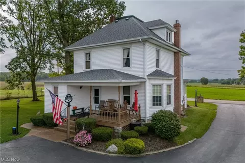 18752 Courtney Rd, Beloit, OH 44609