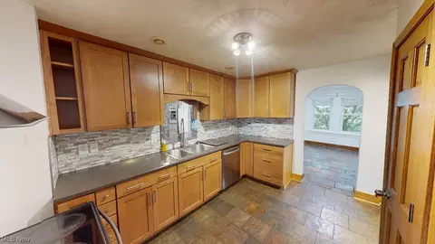 31 Locust Ave, Wheeling, WV 26003 photo 12