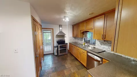 31 Locust Ave, Wheeling, WV 26003 photo 13
