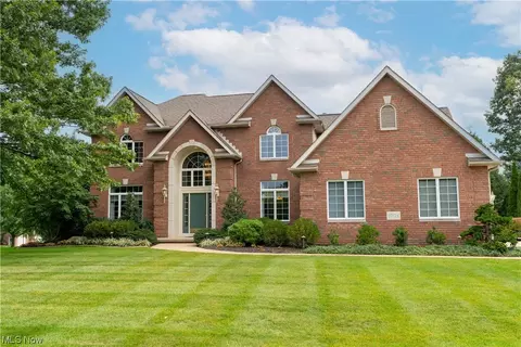 6374 Shenandoah Ave NW, Canton, OH 44718