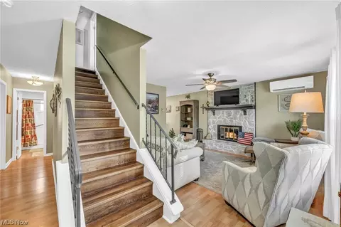 386 Sonesta Ave, Elyria, OH 44035 photo 4