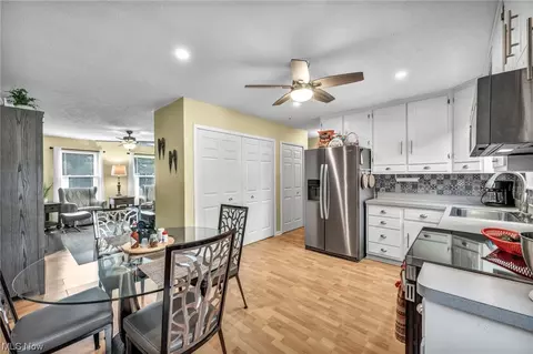 386 Sonesta Ave, Elyria, OH 44035 photo 9